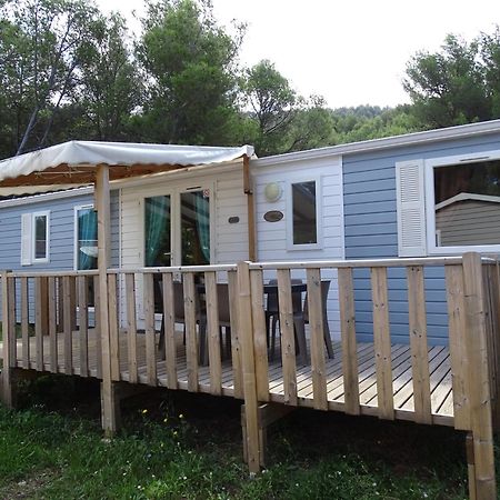 Hotel Camping Aux Portes De Cassis Roquefort-la-Bédoule Exterior foto