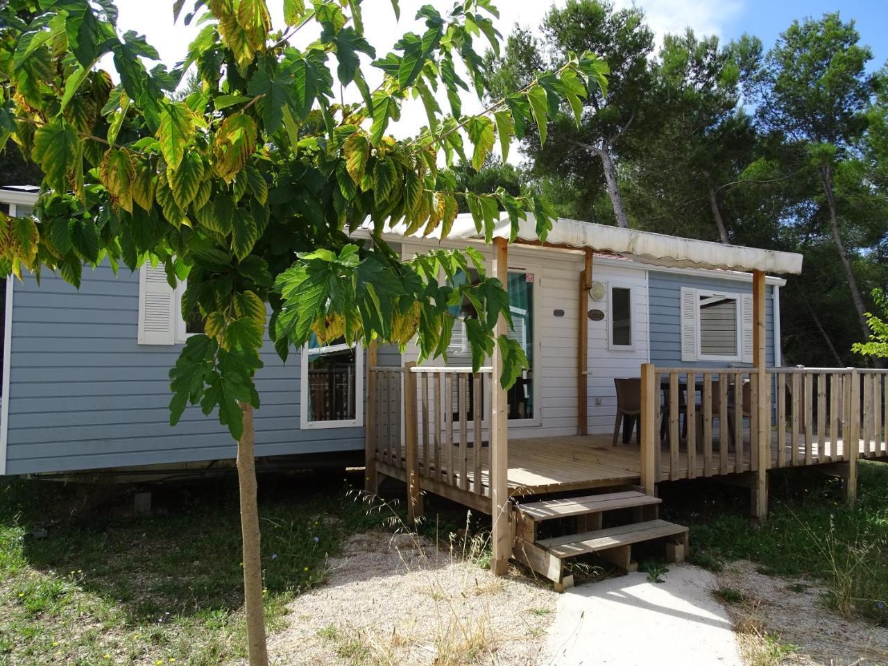 Hotel Camping Aux Portes De Cassis Roquefort-la-Bédoule Exterior foto