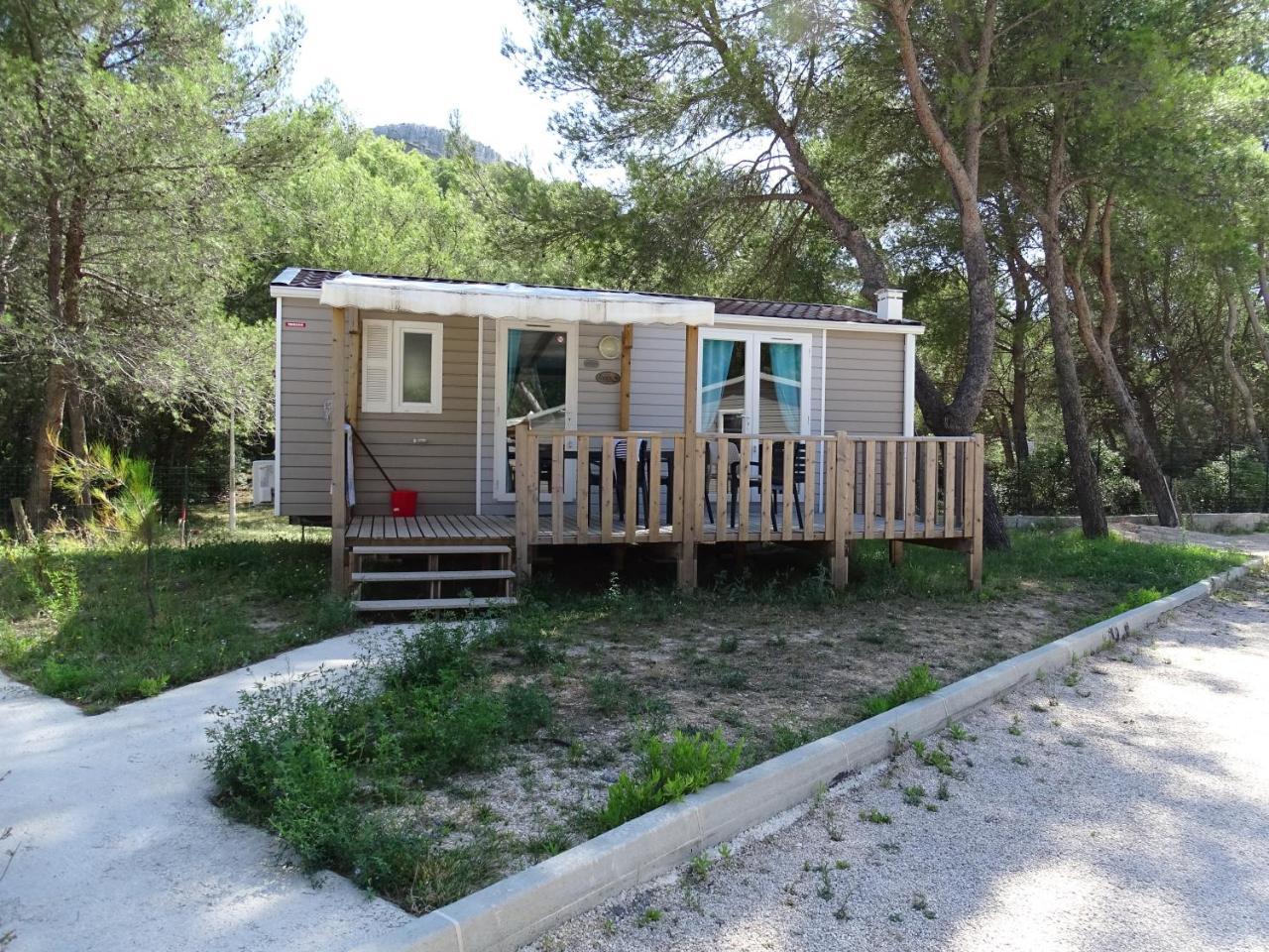 Hotel Camping Aux Portes De Cassis Roquefort-la-Bédoule Exterior foto