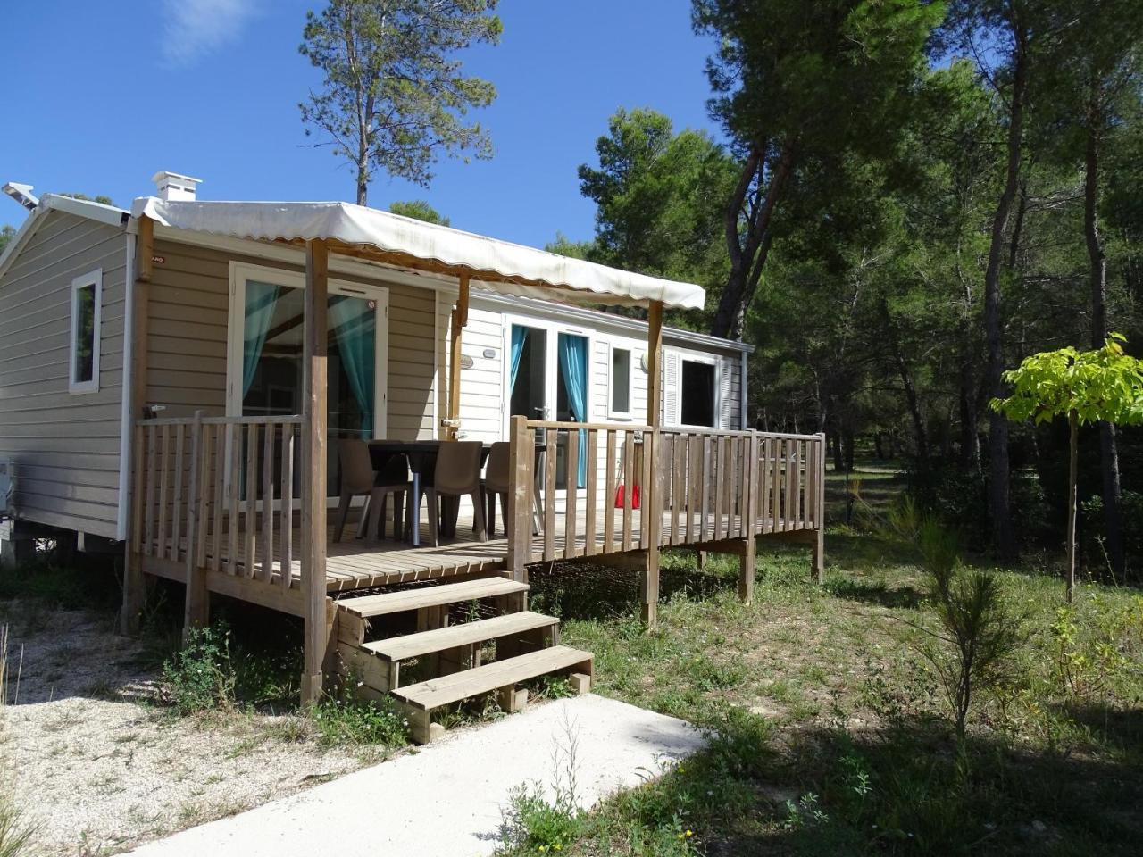 Hotel Camping Aux Portes De Cassis Roquefort-la-Bédoule Exterior foto